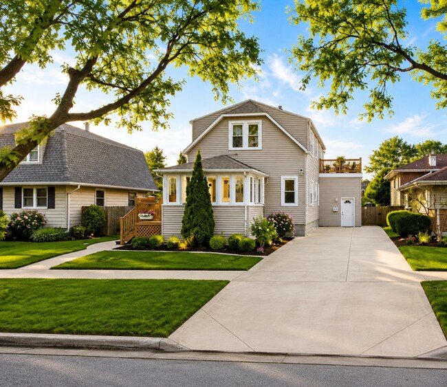 Plus de détails pour 548 Prairie Ave, Downers Grove, IL - Multi-résidentiel à vendre