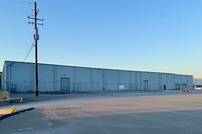 Plus de détails pour 1203 N Gertrude Ave, Stockton, CA - Industriel à louer