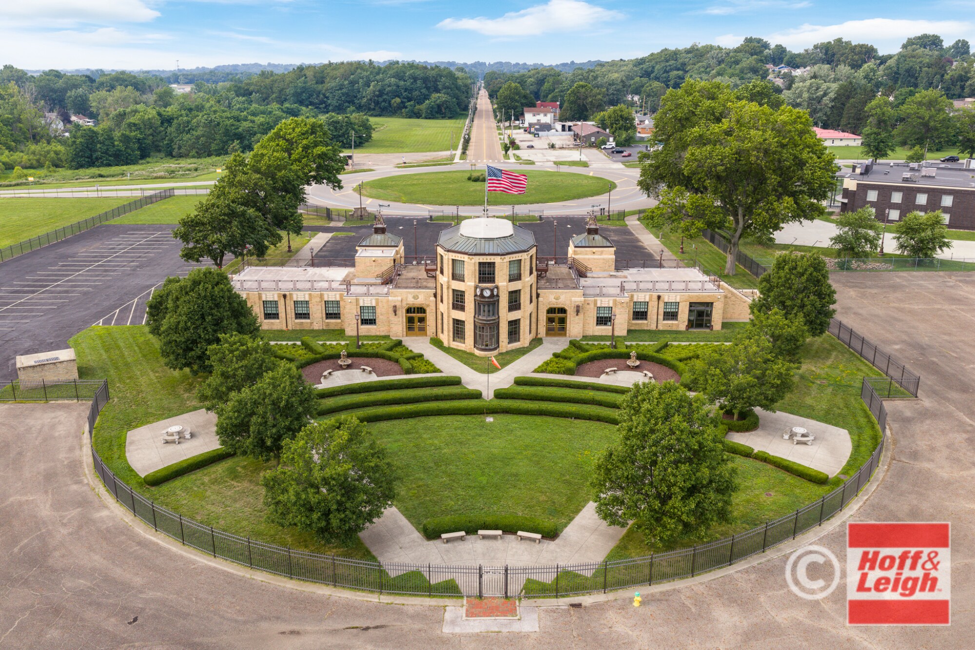 1800 Triplett Blvd, Akron, OH à vendre Photo du bâtiment- Image 1 de 38