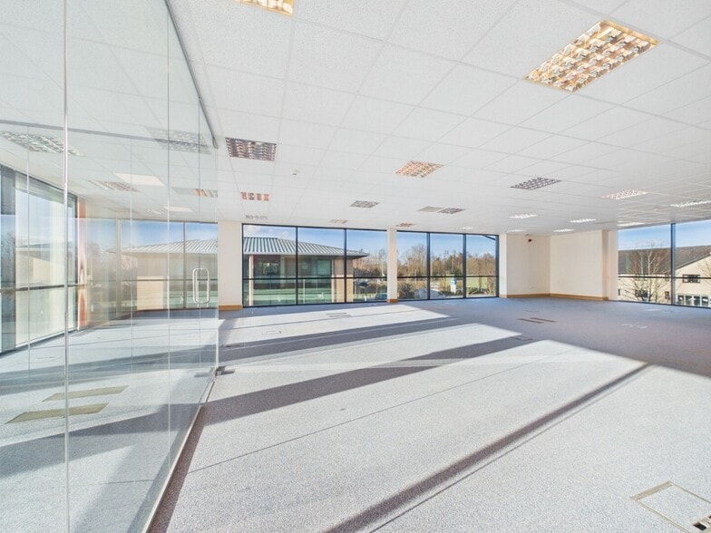 Slackbuie Ave, Inverness for lease - Building Photo - Image 2 of 8