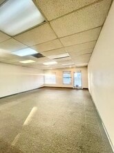 5600-5628 Watt Ave, North Highlands, CA à louer Photo intérieure- Image 2 de 4