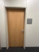 2454 E Dempster St, Des Plaines, IL for lease Building Photo- Image 2 of 2