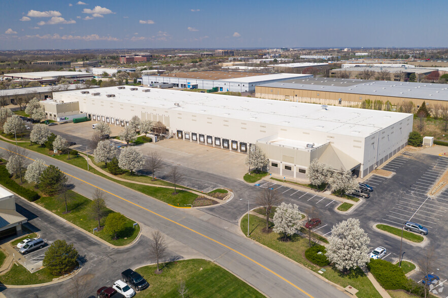 15500-15610 W 100th Ter, Lenexa, KS for lease - Aerial - Image 2 of 5