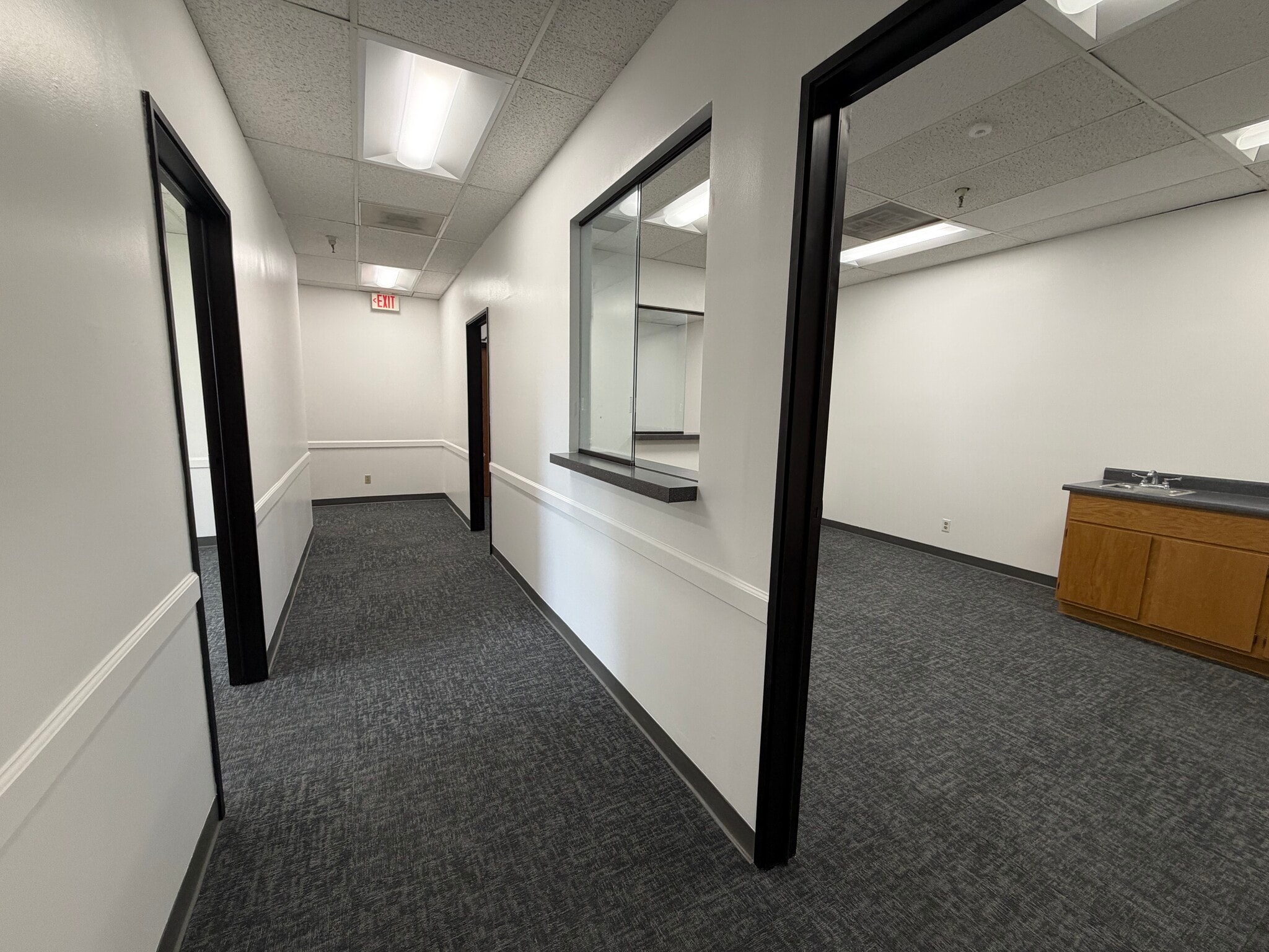 5500 Ming Ave, Bakersfield, CA à louer Photo intérieure- Image 1 de 7