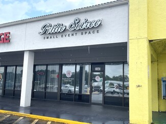 Plus de détails pour 3323-3343 US-441/27, Fruitland Park, FL - Vente au détail à louer