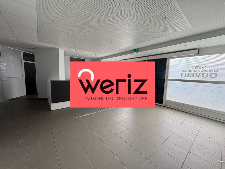 Office in Aubagne for lease - Building Photo - Image 1 of 4