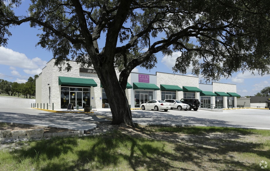 4315 W FM 2147, Cottonwood Shores, TX for lease - Building Photo - Image 1 of 5