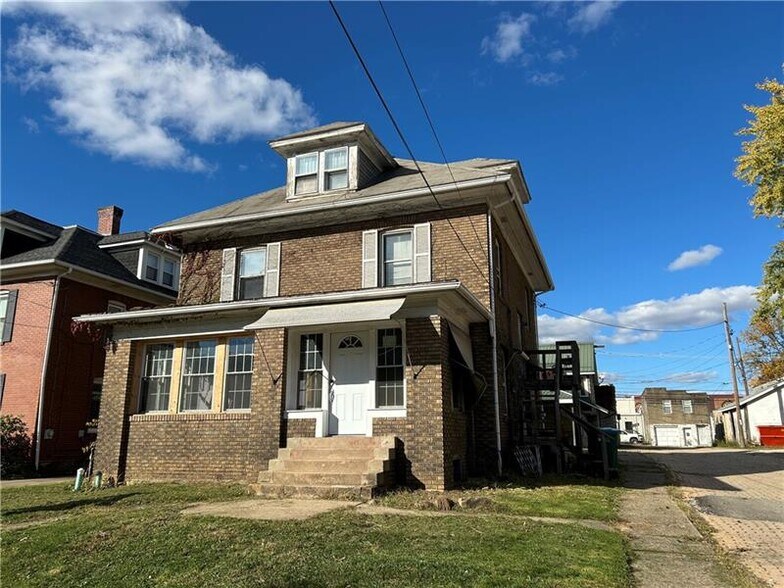 523-523R Church St, Indiana, PA à vendre - Photo du bâtiment - Image 1 de 3