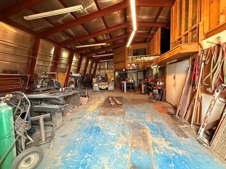 312 Riley Ave, Ogden, KS à vendre - Photo du bâtiment - Image 2 de 3