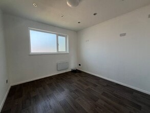 50 Lennon Dr, Milton Keynes for lease Interior Photo- Image 2 of 7