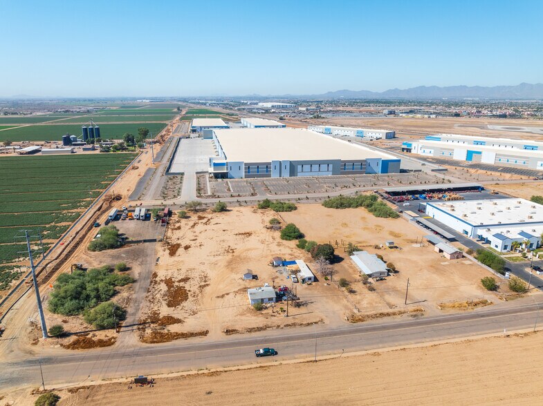 4310 S Bullard Ave, Goodyear, AZ à vendre - Photo du bâtiment - Image 1 de 22