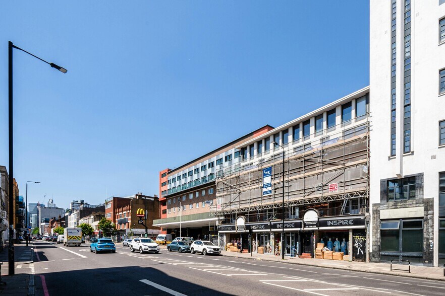 219-225 Commercial Rd, Londres à louer - Photo du bâtiment - Image 3 de 3