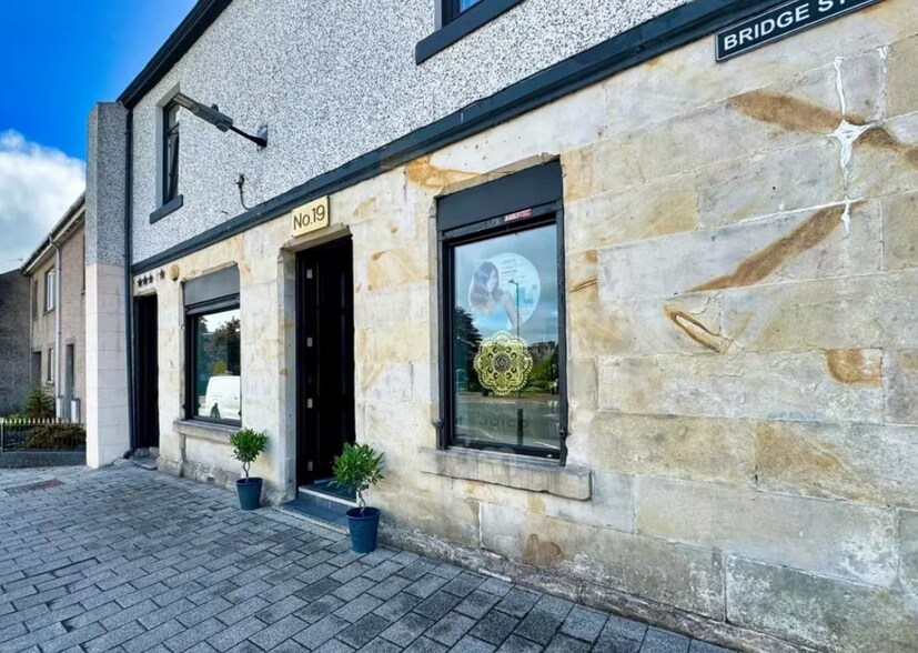 19 Bridge St, Kilbirnie à vendre - Photo du bâtiment - Image 2 de 31