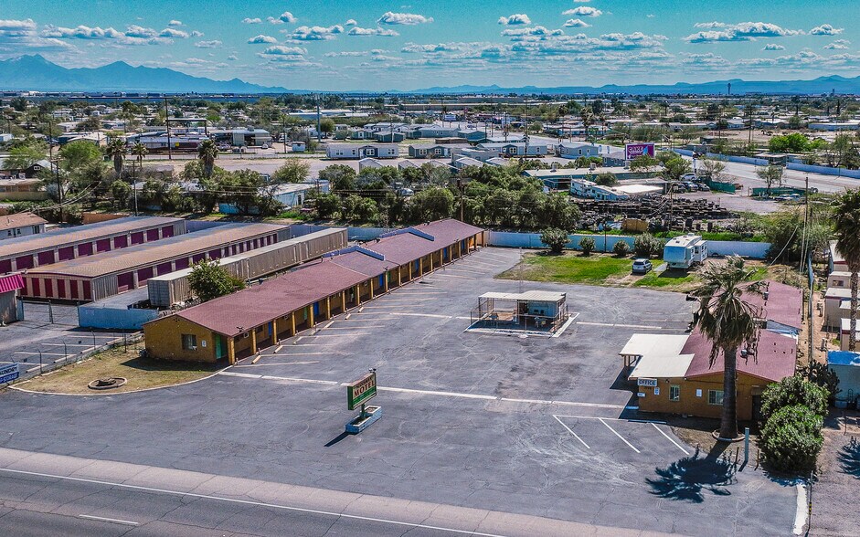 3526 E Benson Hwy, Tucson, AZ à vendre - Photo du bâtiment - Image 2 de 40