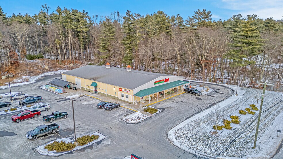 39 W Stafford Rd, Stafford Springs, CT à vendre - Photo du bâtiment - Image 3 de 7