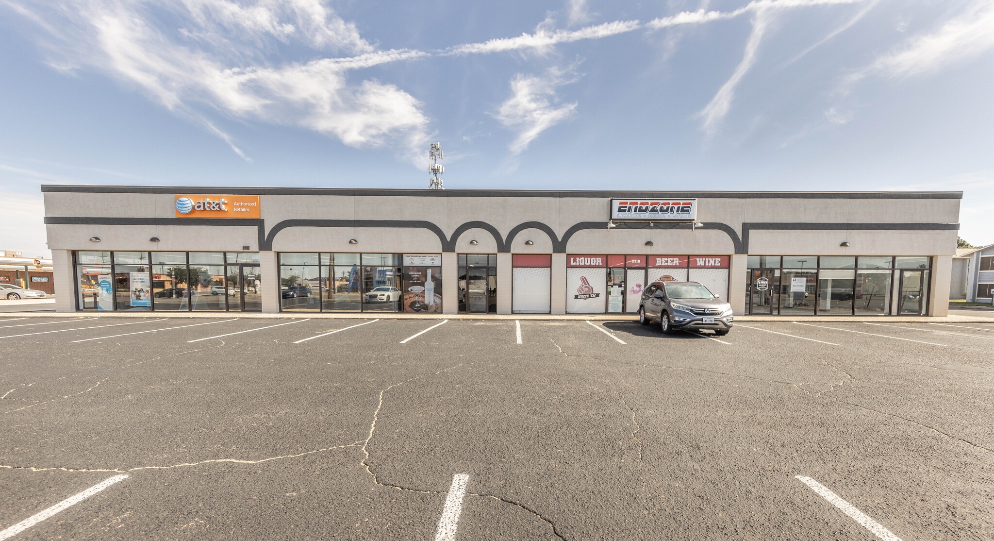 5718 4th St, Lubbock, TX for lease Primary Photo- Image 1 of 6