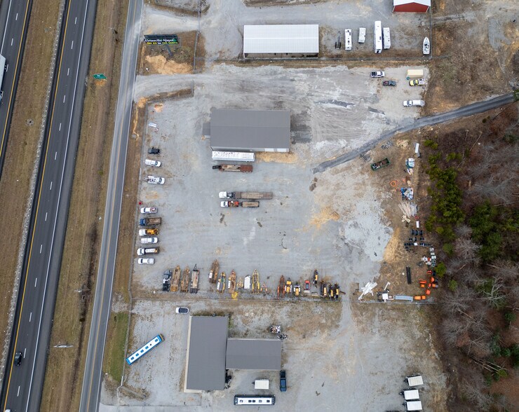 1058 Crabtree Road Rd, Crossville, TN à louer - Photo du bâtiment - Image 3 de 7