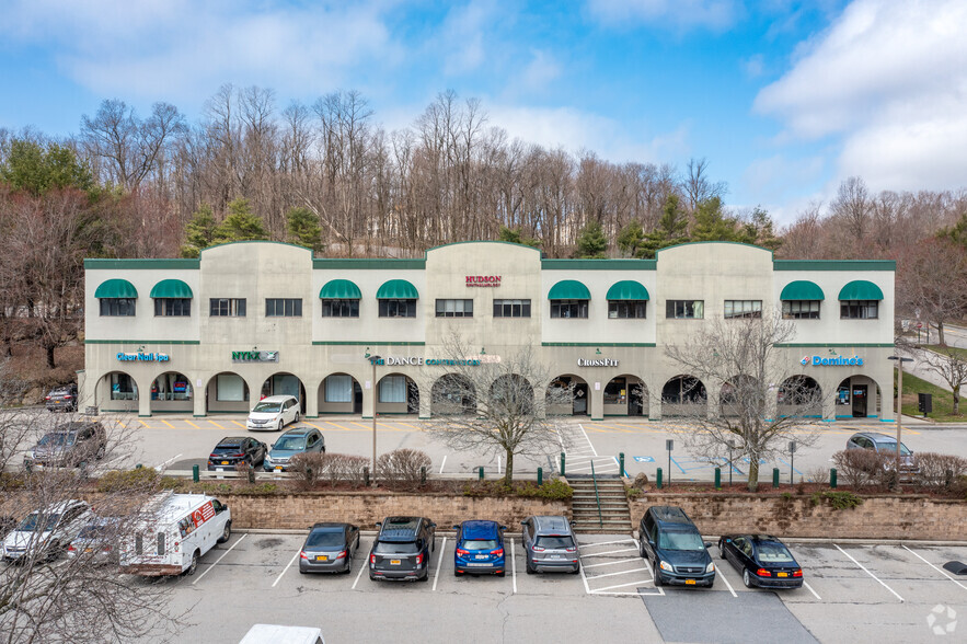 2050 E Main St, Cortlandt Manor, NY for lease - Building Photo - Image 3 of 5