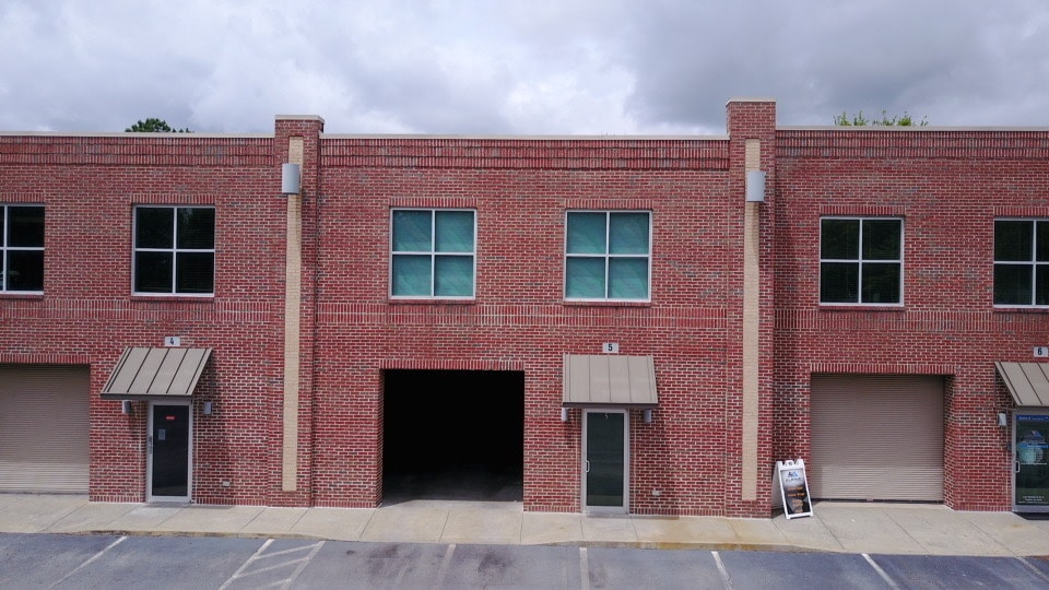 5292 Oakdale Rd SE, Smyrna, GA for lease - Primary Photo - Image 1 of 18