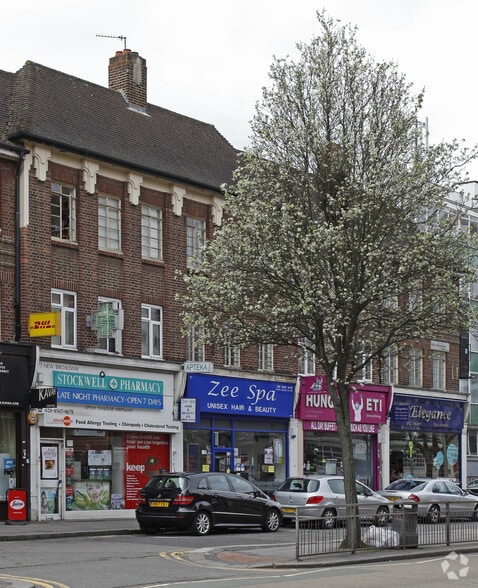 4-5 New Ealing Broadway, London for lease - Building Photo - Image 2 of 2