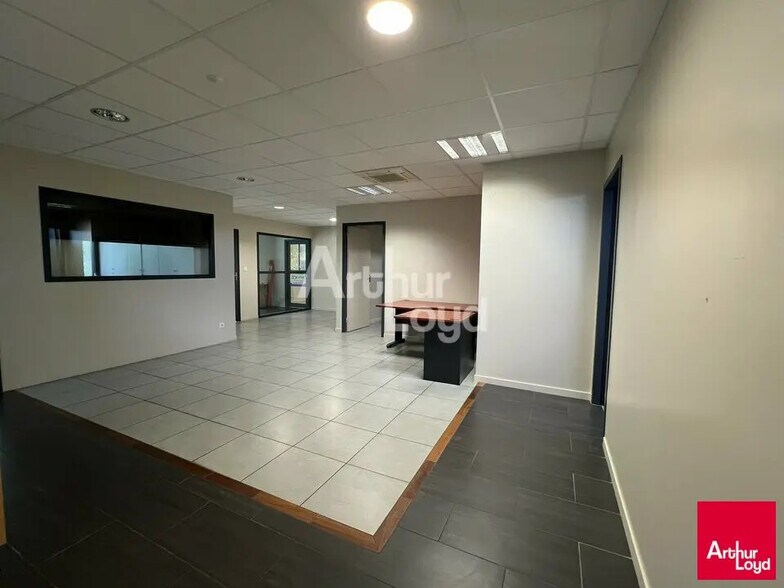 Office in Cesson-Sévigné for lease - Building Photo - Image 3 of 7