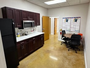 4951 E Adamo Dr, Tampa, FL for lease Interior Photo- Image 2 of 7