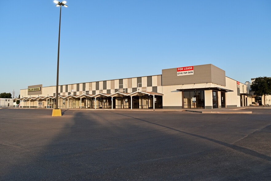5002 34th St, Lubbock, TX for lease - Building Photo - Image 2 of 15