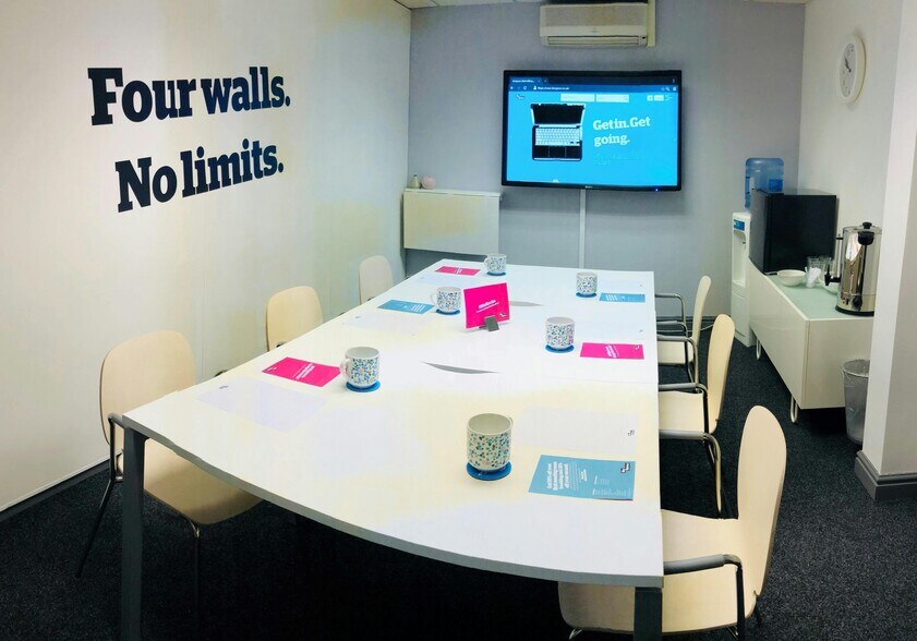 Turnstall Rd, Leeds à louer - Photo du bâtiment - Image 3 de 7