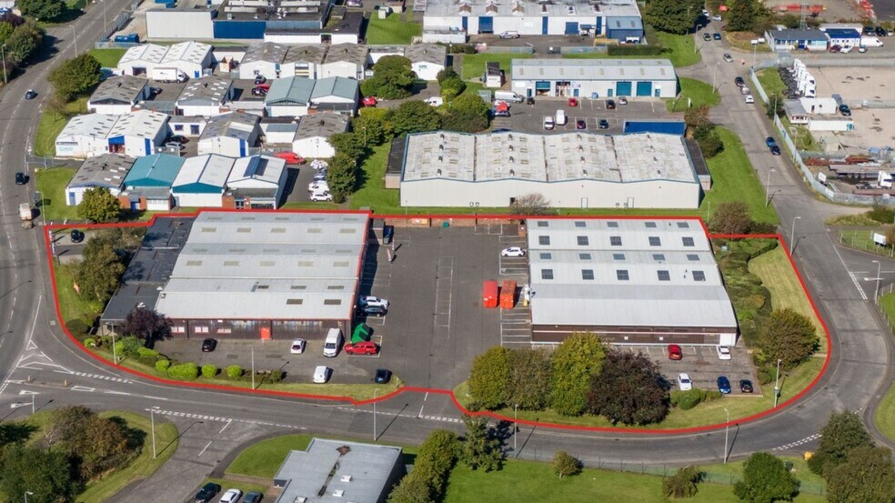 Grange Court portefeuille de 2 propriétés à vendre sur LoopNet.ca - Aérien - Image 3 de 4