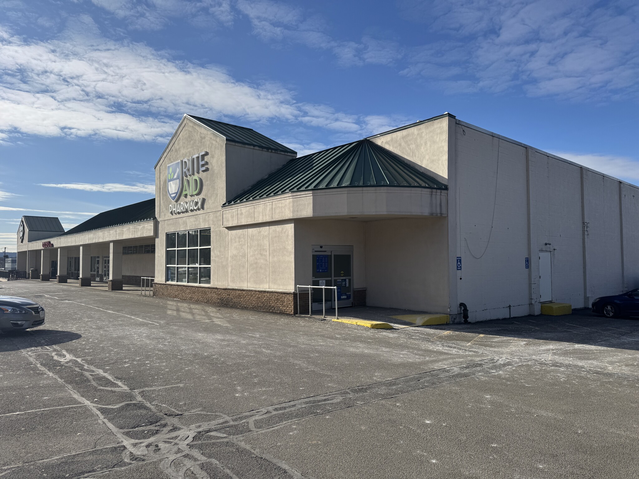 197 Conklin Ave PACKAGE portfolio of 3 properties for sale on LoopNet.ca Building Photo- Image 1 of 54