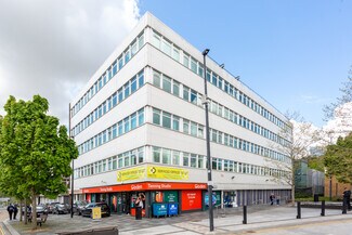 Plus de détails pour 1-4 Castle St, Merthyr Tydfil - Coworking à louer