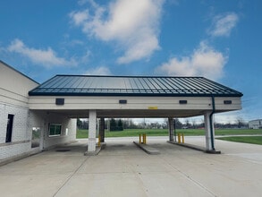 1818-1820 N Coliseum Blvd, Fort Wayne, IN for lease Interior Photo- Image 2 of 13