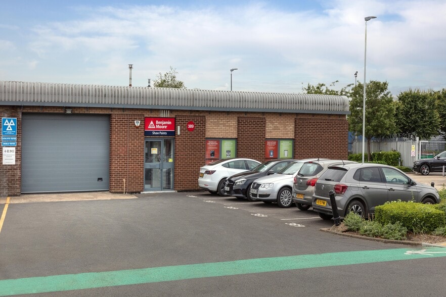 389 Sykes Rd, Slough à louer - Photo du bâtiment - Image 3 de 4