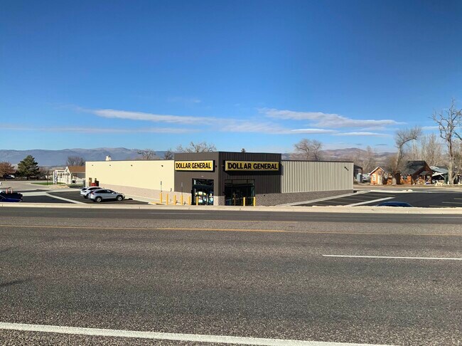 Plus de détails pour 221 W Main St, Dayton, WA - Commerce de détail à vendre