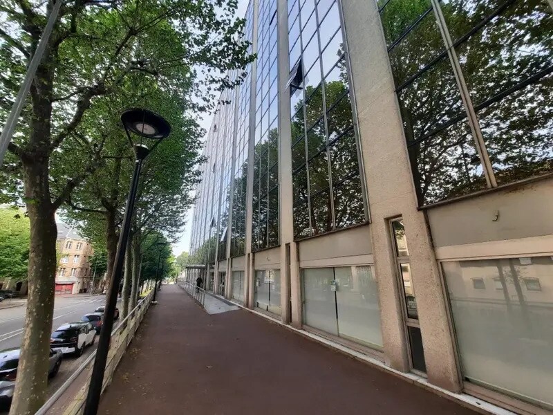 Office in Rouen for lease Building Photo- Image 1 of 15