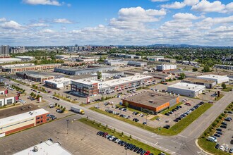 4700-4702 Rue Louis-B.-Mayer, Laval, QC - AÉRIEN  Vue de la carte