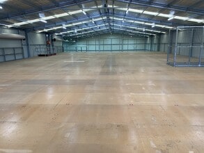 15 Mildon Road, Tuggerah for lease Interior Photo- Image 2 of 5