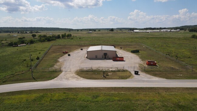 Plus de détails pour 6082 S Industrial Dr, Chelsea, OK - Industriel à vendre