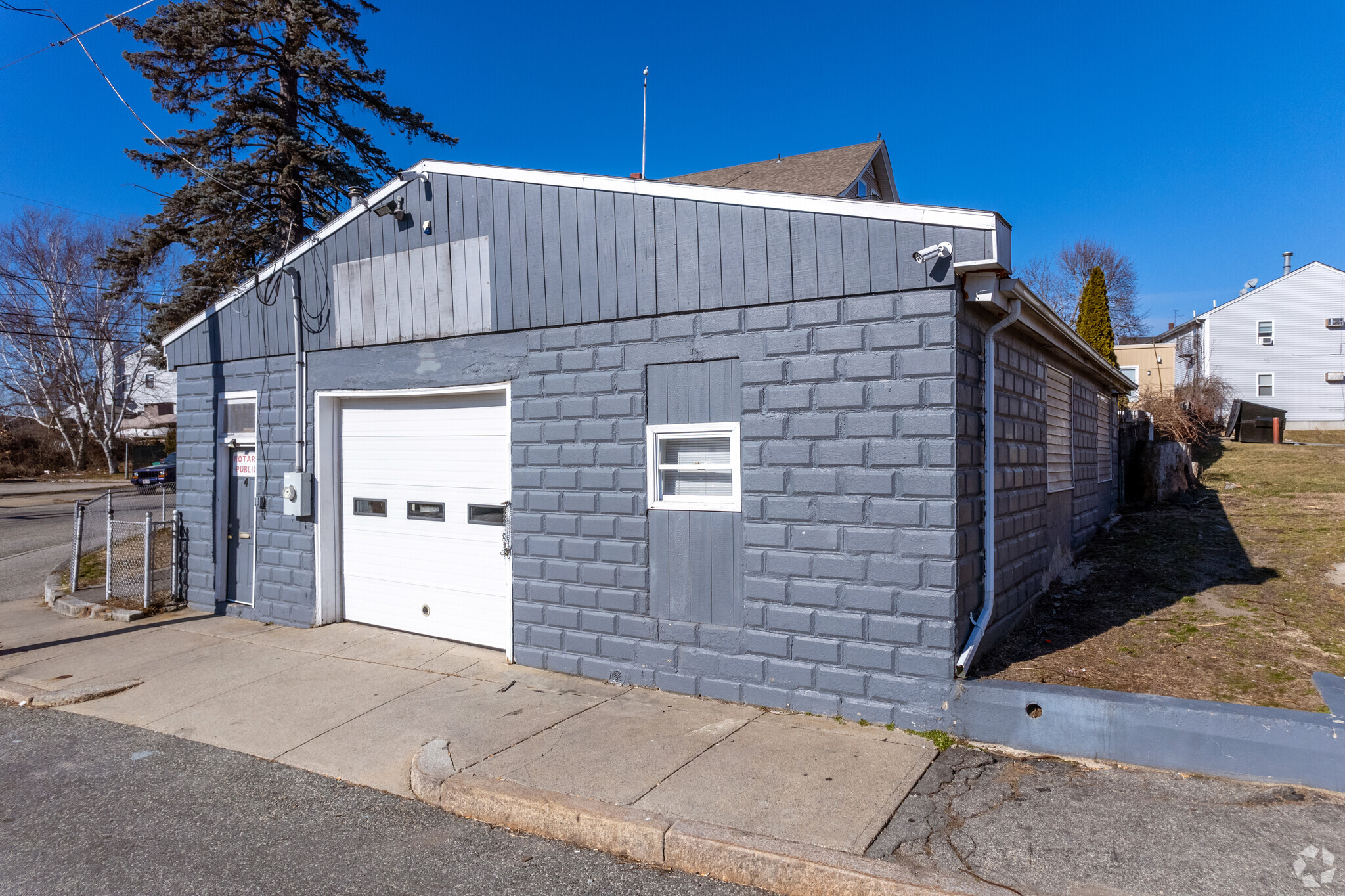 4 Fountain St, Woonsocket, RI à vendre Photo principale- Image 1 de 1