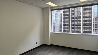 409 Granville St, Vancouver, BC for lease Interior Photo- Image 2 of 4