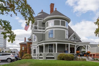 84 Bay St, Manchester, NH for lease Building Photo- Image 2 of 6