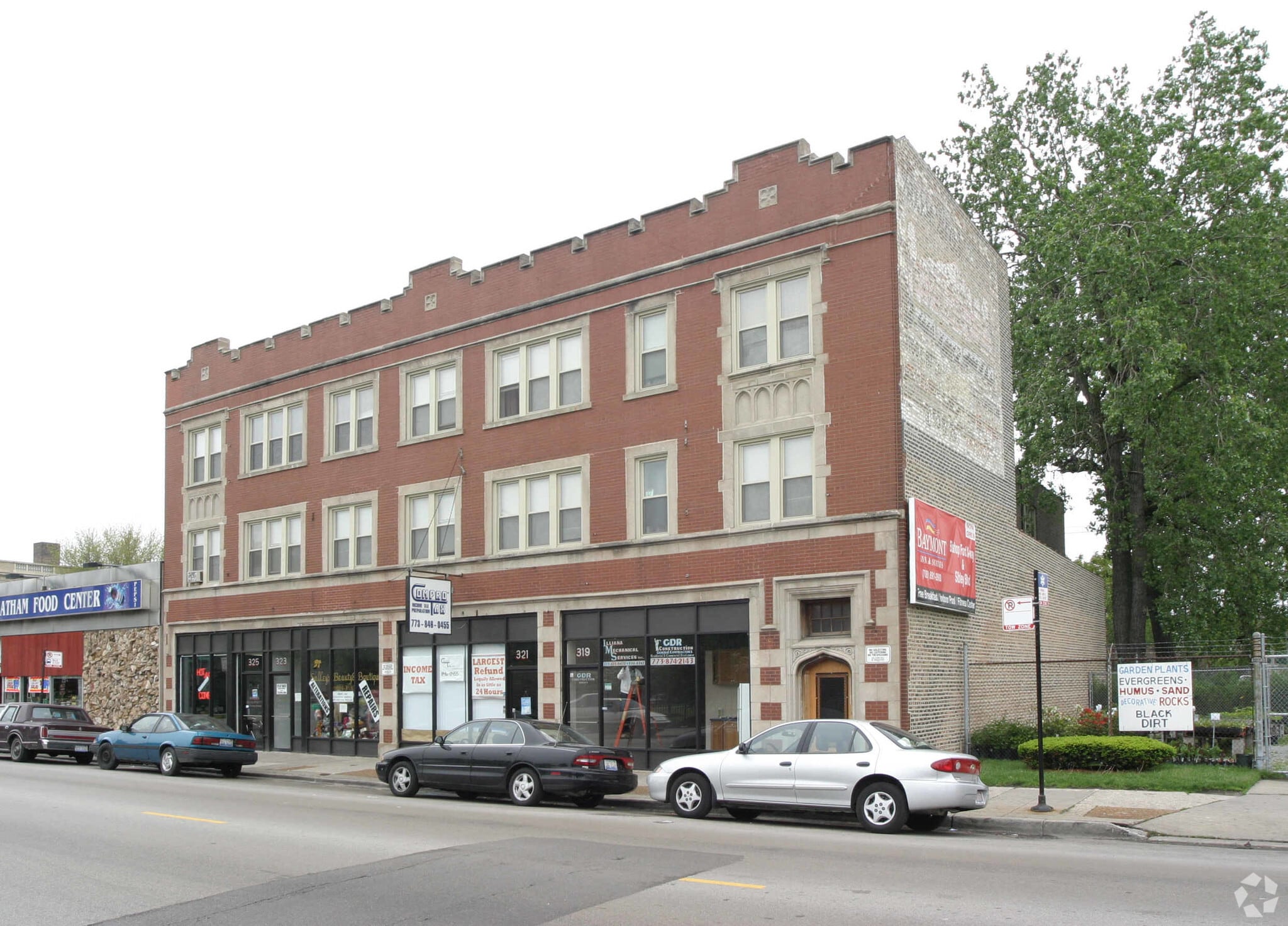 Greater Chatham Portfolio portfolio of 4 properties for sale on LoopNet.ca Primary Photo- Image 1 of 5