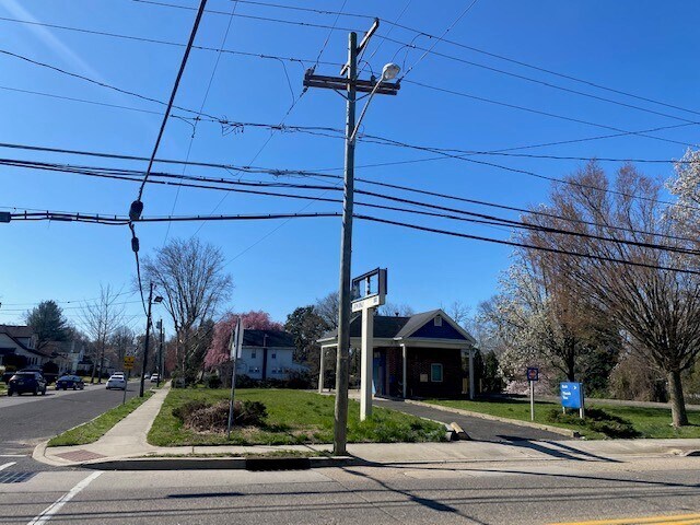 120 E Church St, Blackwood, NJ à vendre - Photo du bâtiment - Image 1 de 3