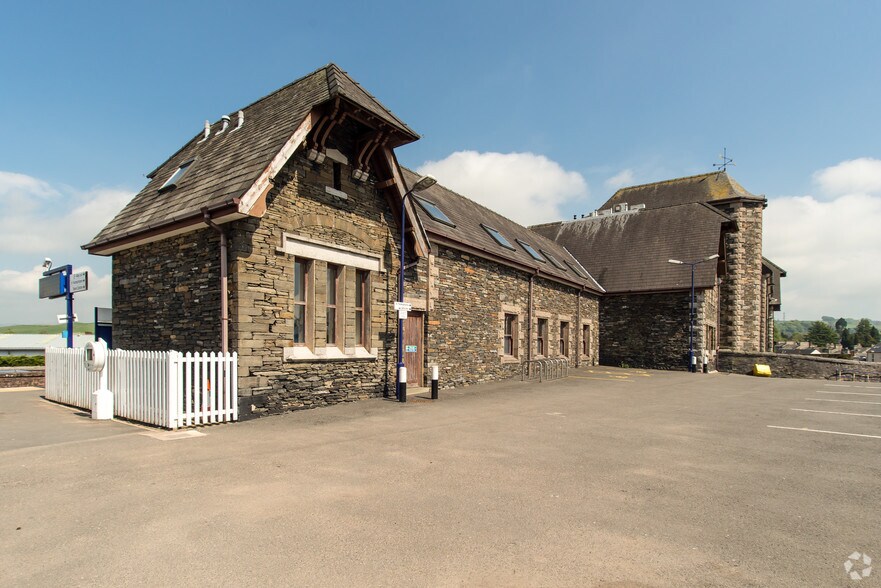 1 Station Rd, Kendal à louer - Photo du bâtiment - Image 3 de 7