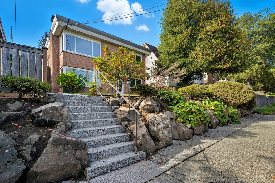 605 W Emerson St, Seattle, WA for sale - Primary Photo - Image 1 of 16