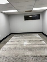 621 Lakeview Rd, Clearwater, FL for lease Building Photo- Image 2 of 2
