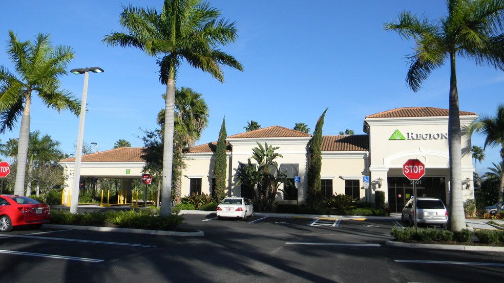 3501 Kyoto Gardens Dr, Palm Beach Gardens, FL à louer - Photo du bâtiment - Image 3 de 5