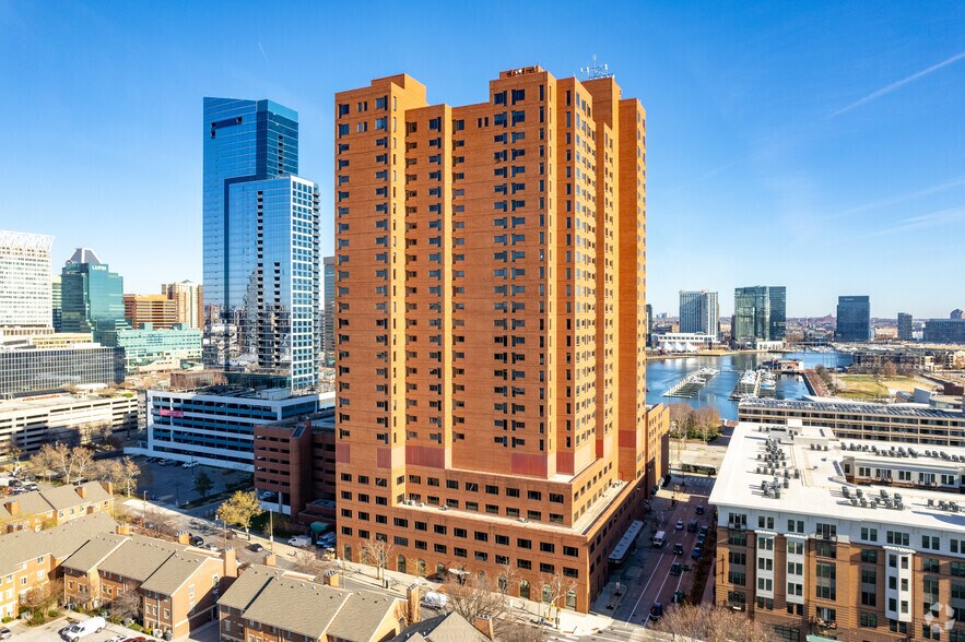 575 S Charles St, Baltimore, MD à louer - Photo du bâtiment - Image 1 de 6