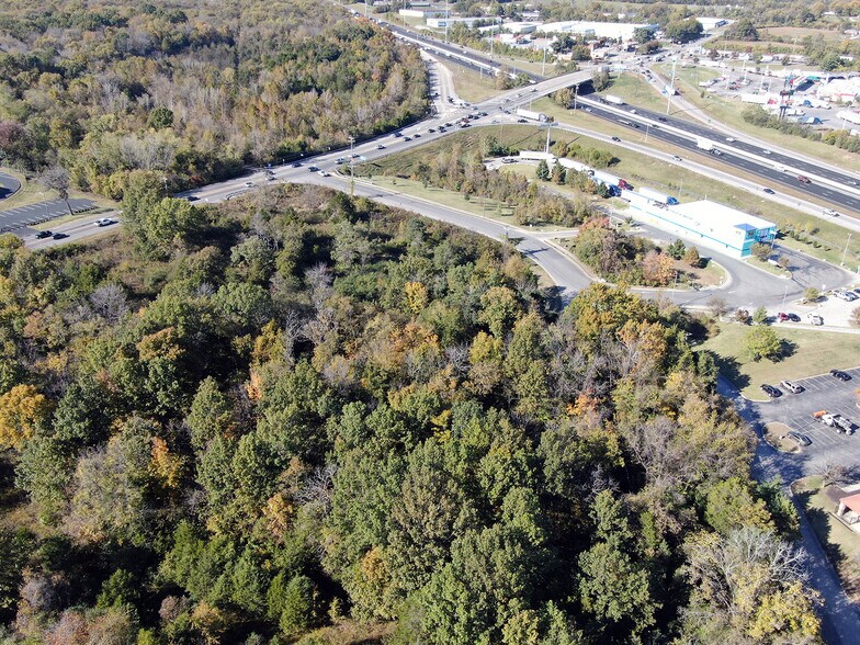 Muci Dr, Antioch, TN à vendre - Photo du bâtiment - Image 2 de 6