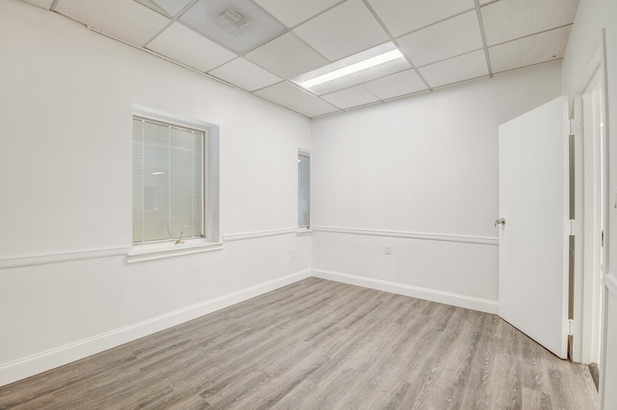 4609 Pinecrest Office Park Dr, Alexandria, VA à vendre - Photo du bâtiment - Image 3 de 103